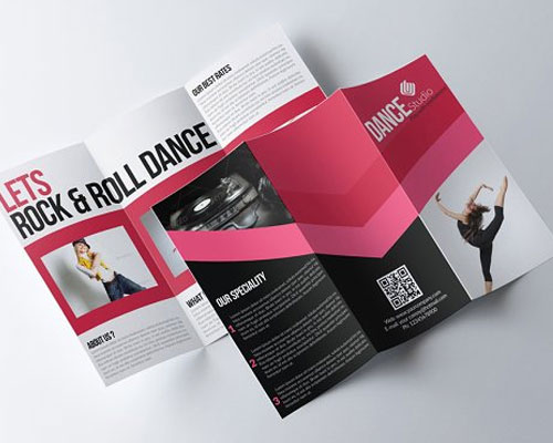 舞蹈班广告宣传单三折页PSD模板